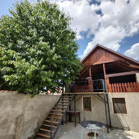 La Tataia Zahei Hotell Dragus Exteriör bild