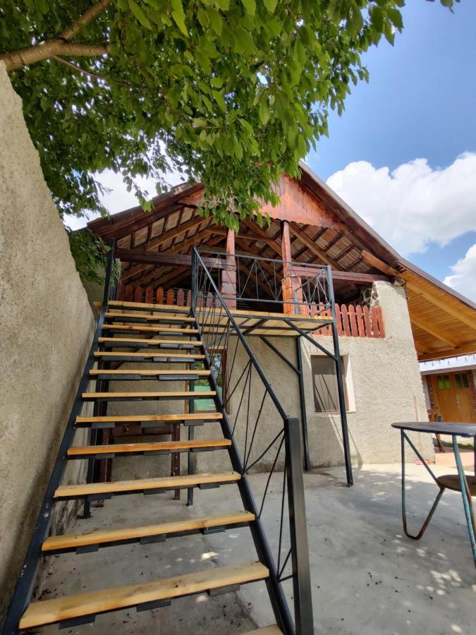La Tataia Zahei Hotell Dragus Exteriör bild
