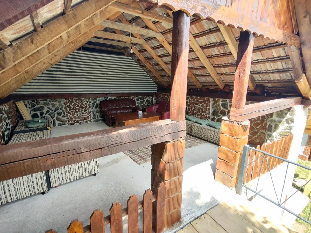 La Tataia Zahei Hotell Dragus Exteriör bild
