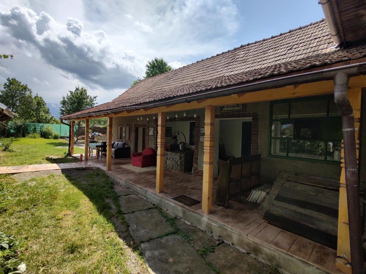 La Tataia Zahei Hotell Dragus Exteriör bild