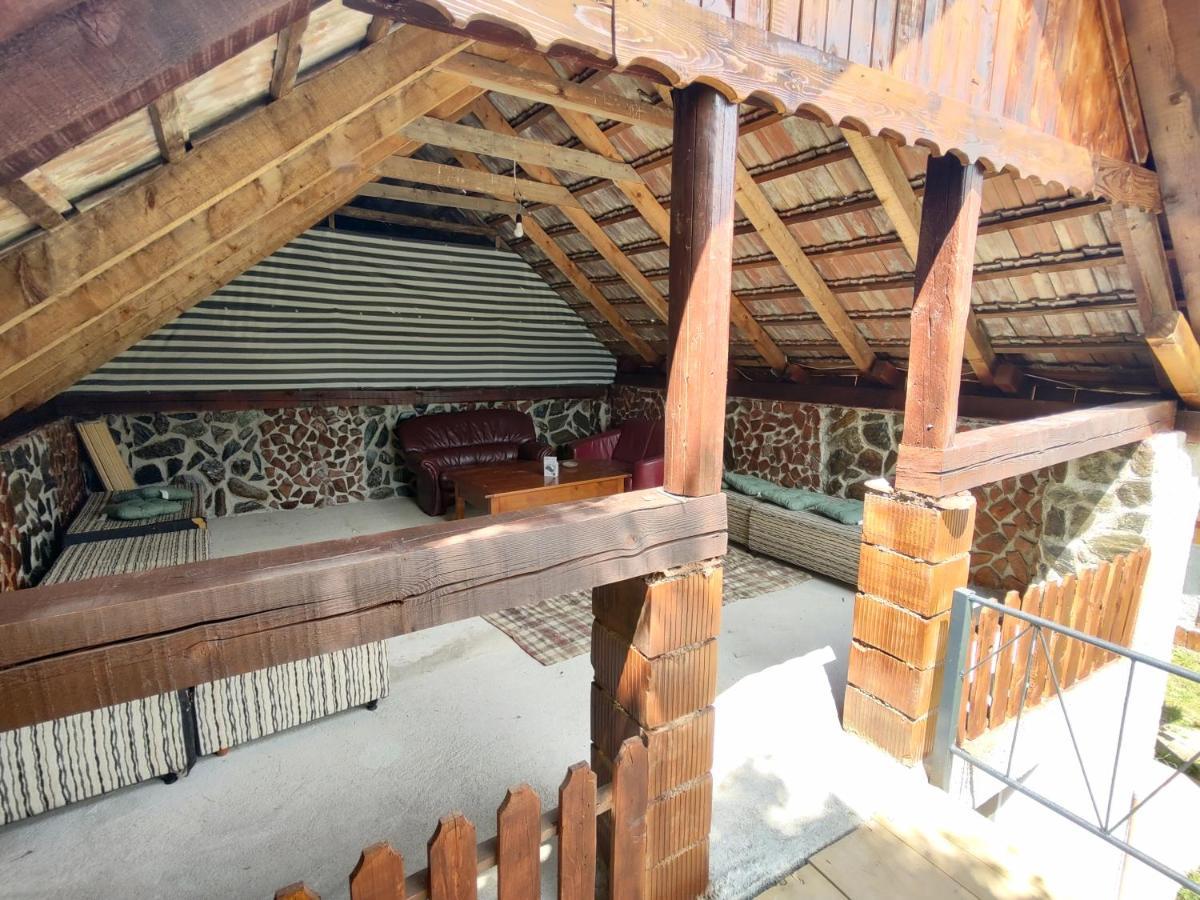 La Tataia Zahei Hotell Dragus Exteriör bild