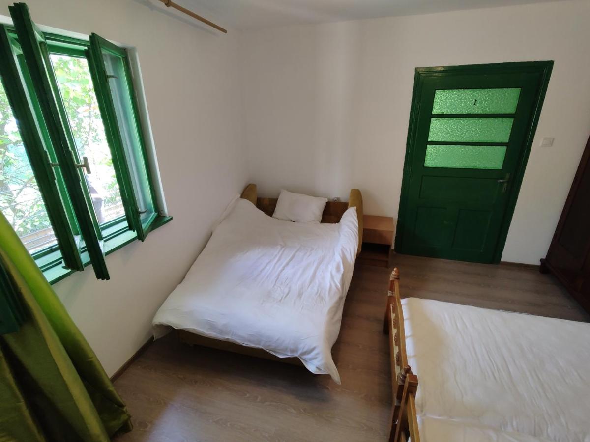 La Tataia Zahei Hotell Dragus Exteriör bild